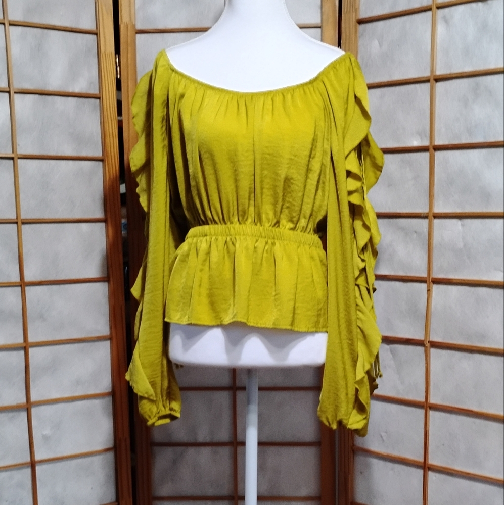 Women's Off-Shoulder Ruffle Top - Lime Gree With Cutout Sleeves